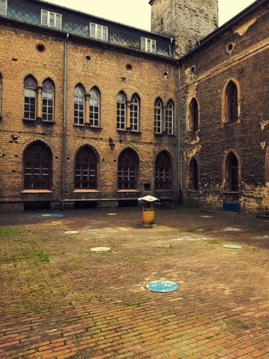 Zamek na Leśnej Skale - Szczytna 