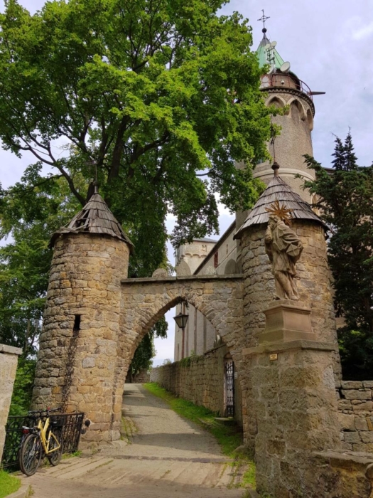 Zamek na Leśnej Skale - Szczytna