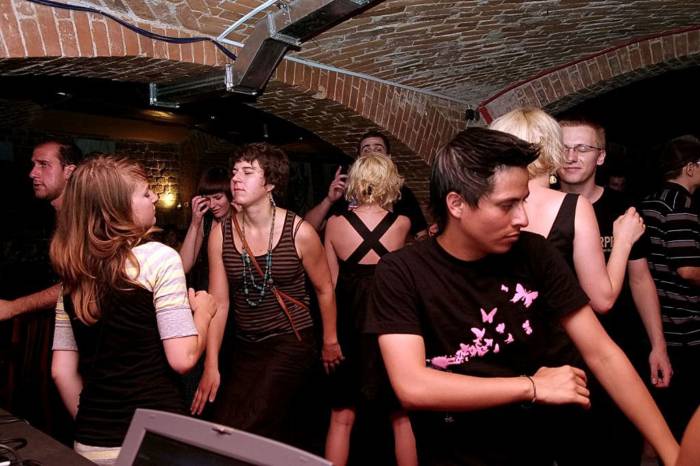 Lipstick on the Grass